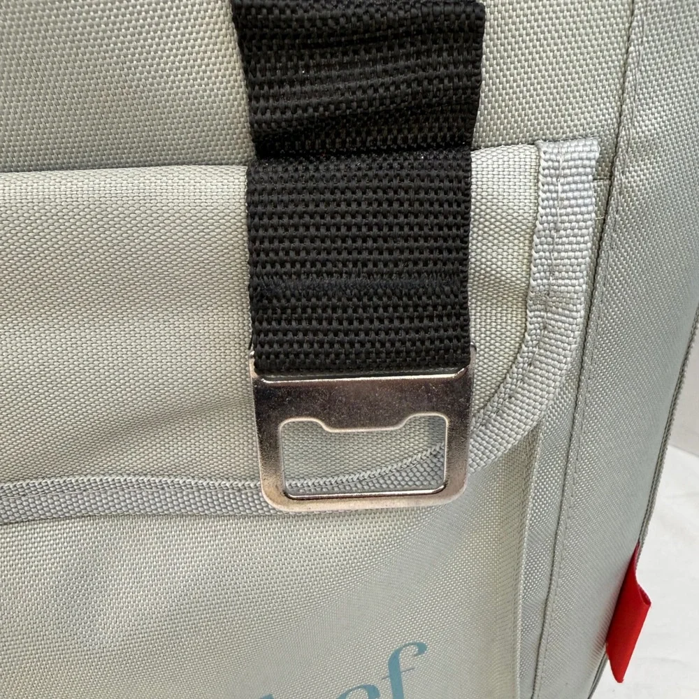 Coleman Pampered Chef Consultant Rolling Soft‎ Cooler Grey Insulated Wheels